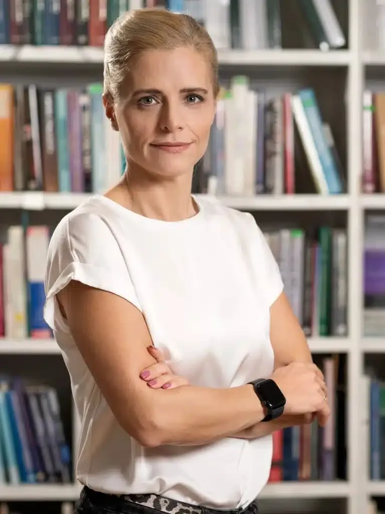 Светла Костадинова